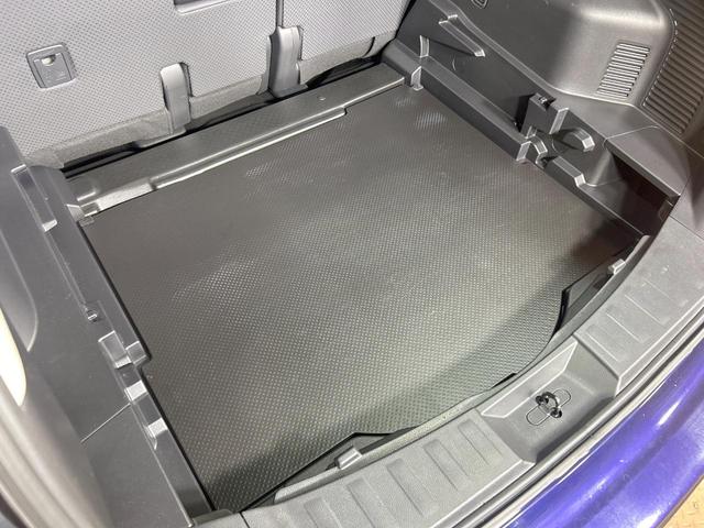 エクストレイル 20Xi Vセレクション 禁煙車 全周囲カメラ プロパイロット 9型ナビ デジタルインナーミラー 電動リアゲート クリアランスソナー 全席シートヒーター LEDヘッドライト 純正18インチAW オートエアコン スマートキー(75枚目)