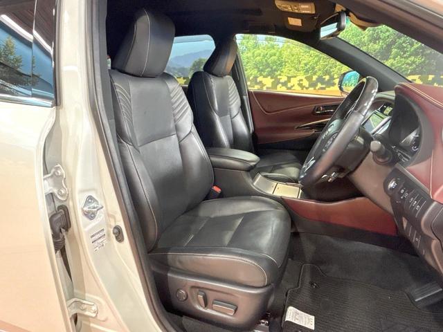 ハリアー プレミアム メタル アンド レザーパッケージ 禁煙車 サンルーフ 9型ナビ フルセグ 本革シート クリアランスソナー レーダークルーズ メモリーシート トヨタセーフティセンス 電動リアゲート LEDヘッドライト バックカメラ 純正18インチAW(9枚目)