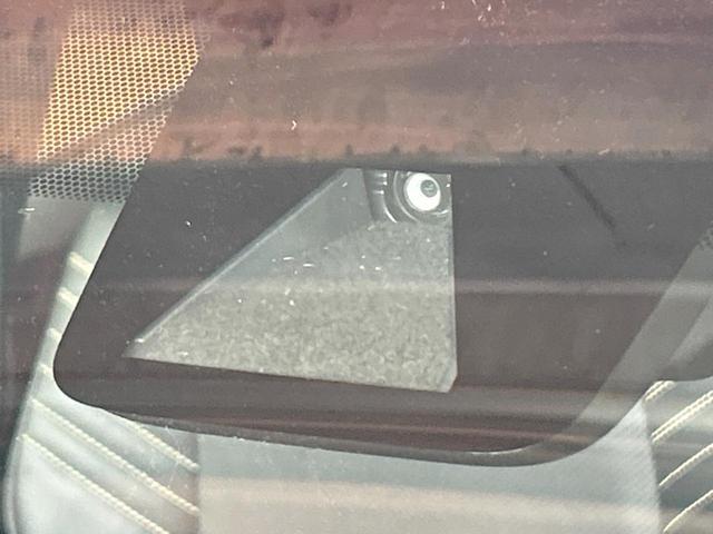 ハリアー プレミアム メタル アンド レザーパッケージ 禁煙車 サンルーフ 9型ナビ フルセグ 本革シート クリアランスソナー レーダークルーズ メモリーシート トヨタセーフティセンス 電動リアゲート LEDヘッドライト バックカメラ 純正18インチAW(29枚目)