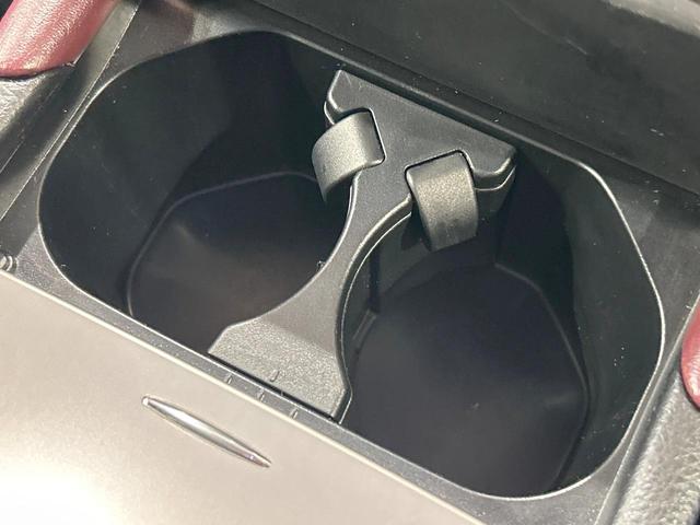 ハリアー プレミアム メタル アンド レザーパッケージ 禁煙車 サンルーフ 9型ナビ フルセグ 本革シート クリアランスソナー レーダークルーズ メモリーシート トヨタセーフティセンス 電動リアゲート LEDヘッドライト バックカメラ 純正18インチAW(62枚目)