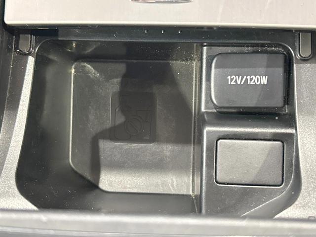 ハリアー プレミアム メタル アンド レザーパッケージ 禁煙車 サンルーフ 9型ナビ フルセグ 本革シート クリアランスソナー レーダークルーズ メモリーシート トヨタセーフティセンス 電動リアゲート LEDヘッドライト バックカメラ 純正18インチAW(63枚目)