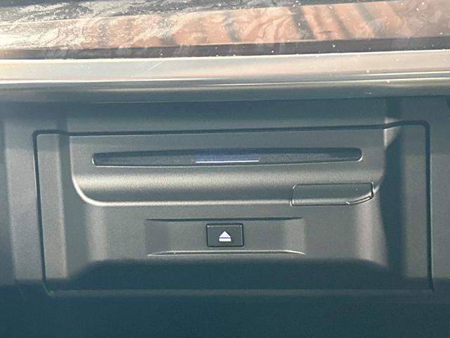 アルファードハイブリッド SR Cパッケージ 禁煙車 サンルーフ JBLサウンド 全周囲カメラ ブラインドスポットモニター 9型ディスプレイオーディオ 両側電動ドア レーダークルーズ LEDヘッド&フォグ デジタルインナーミラー 電動リアゲート(60枚目)