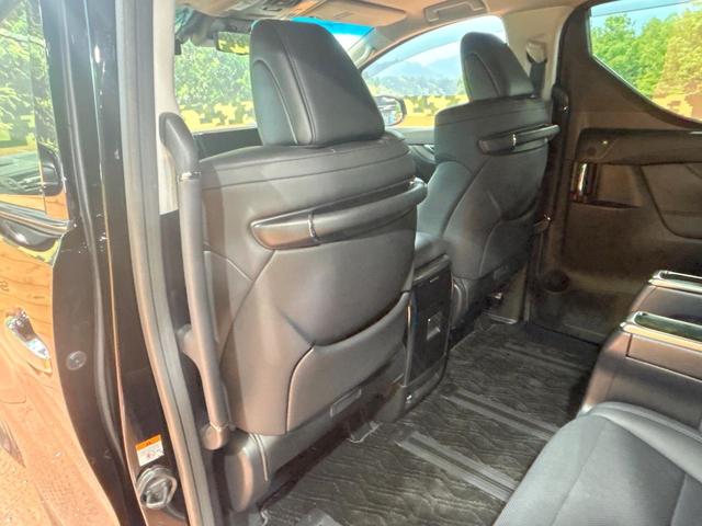 アルファードハイブリッド SR Cパッケージ 禁煙車 サンルーフ JBLサウンド 全周囲カメラ ブラインドスポットモニター 9型ディスプレイオーディオ 両側電動ドア レーダークルーズ LEDヘッド&フォグ デジタルインナーミラー 電動リアゲート(68枚目)