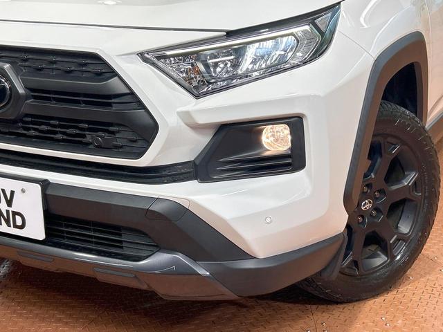 ＲＡＶ４ アドベンチャー　オフロードパッケージ　禁煙車　９型ナビ　バックカメラ　レーダークルーズ　シートベンチレーション　電動リアゲート　ＬＥＤヘッド＆フォグ　オートハイビーム　ブラインドスポットモニター　ステアリングヒーター（13枚目）