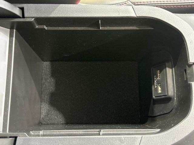 ＲＡＶ４ アドベンチャー　オフロードパッケージ　禁煙車　９型ナビ　バックカメラ　レーダークルーズ　シートベンチレーション　電動リアゲート　ＬＥＤヘッド＆フォグ　オートハイビーム　ブラインドスポットモニター　ステアリングヒーター（58枚目）