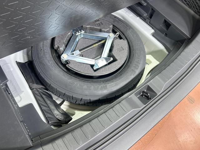 ＲＡＶ４ アドベンチャー　オフロードパッケージ　禁煙車　９型ナビ　バックカメラ　レーダークルーズ　シートベンチレーション　電動リアゲート　ＬＥＤヘッド＆フォグ　オートハイビーム　ブラインドスポットモニター　ステアリングヒーター（76枚目）