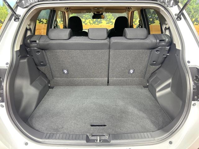 ライズ Z 禁煙車 全周囲カメラ 9型ディスプレイオーディオ レーダークルーズ LEDヘッド&フォグ シートヒーター フルセグ bluetooth オートエアコン 純正17AW 電動パーキング(35枚目)