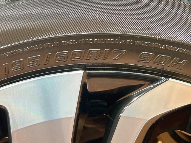 ライズ Z 禁煙車 全周囲カメラ 9型ディスプレイオーディオ ブラインドスポットモニター レーダークルーズ LEDヘッド&フォグ フルセグ ETC シートヒーター オートエアコン 純正17AW(23枚目)