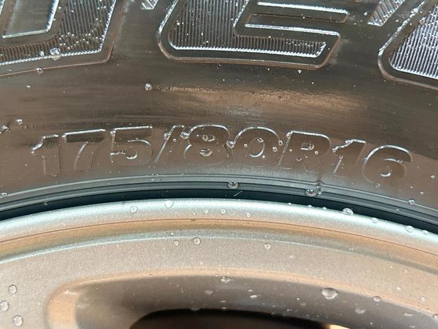 ジムニー XC 禁煙車 SDナビ フルセグ クルーズコントロール シートヒーター セーフティサポート LEDヘッドライト クリアランスソナー 純正16インチAW オートエアコン スマートキー アイドリングストップ(24枚目)