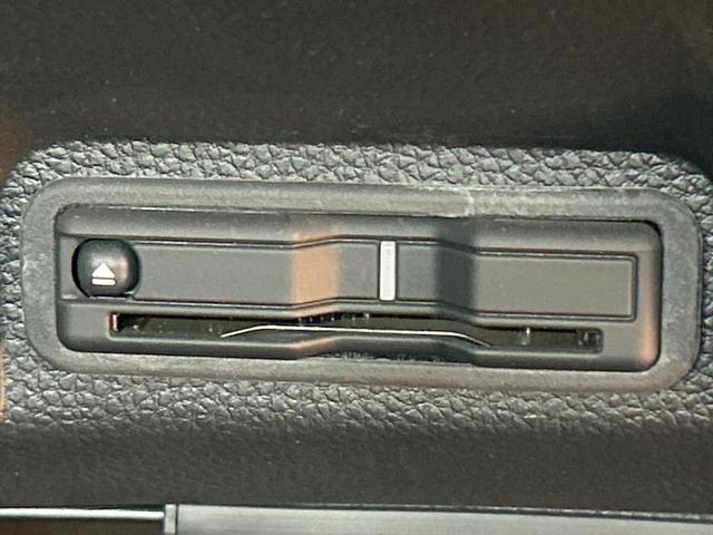 ヴェゼル e:HEV Z 禁煙車 純正エアロ 9型ナビ フルセグ ブラインドスポットモニター 電動リアゲート ホンダセンシング クリアランスソナー レーダークルーズ LEDヘッドライト バックカメラ シートヒーター ETC(43枚目)