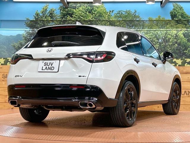 ＺＲ－Ｖ ｅ：ＨＥＶ　Ｚ特別仕様車ブラックスタイル　禁煙車　ＢＯＳＥ　全周囲カメラ　９型ナビ　フルセグ　ブラインドスポットモニター　ホンダセンシング　クリアランスソナー　電動リアゲート　メモリーシート　ＬＥＤヘッドライト　純正１８インチＡＷ　ＥＴＣ（18枚目）