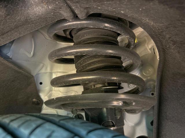 ＺＲ－Ｖ ｅ：ＨＥＶ　Ｚ特別仕様車ブラックスタイル　禁煙車　ＢＯＳＥ　全周囲カメラ　９型ナビ　フルセグ　ブラインドスポットモニター　ホンダセンシング　クリアランスソナー　電動リアゲート　メモリーシート　ＬＥＤヘッドライト　純正１８インチＡＷ　ＥＴＣ（23枚目）