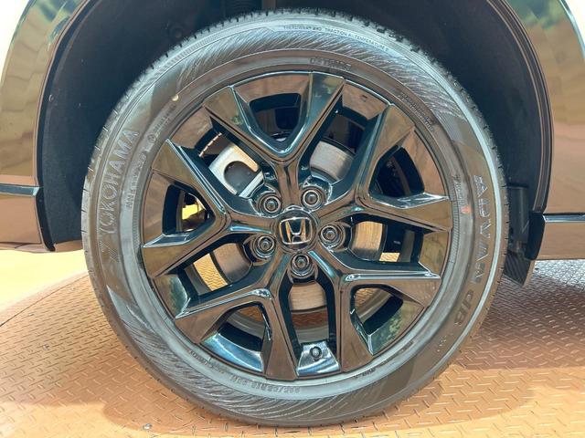 ＺＲ－Ｖ ｅ：ＨＥＶ　Ｚ特別仕様車ブラックスタイル　禁煙車　ＢＯＳＥ　全周囲カメラ　９型ナビ　フルセグ　ブラインドスポットモニター　ホンダセンシング　クリアランスソナー　電動リアゲート　メモリーシート　ＬＥＤヘッドライト　純正１８インチＡＷ　ＥＴＣ（24枚目）