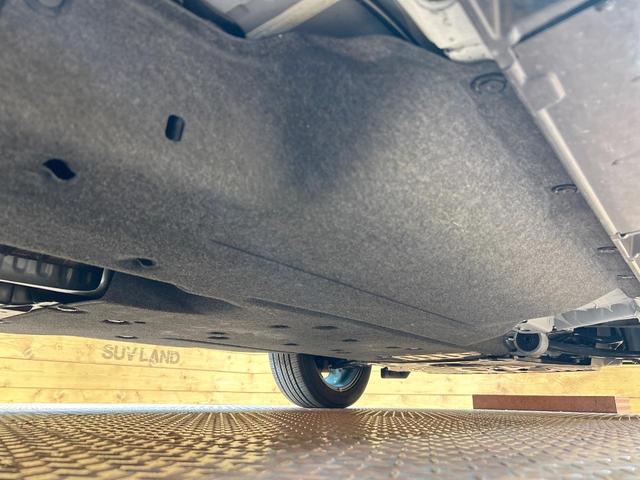 ＺＲ－Ｖ ｅ：ＨＥＶ　Ｚ特別仕様車ブラックスタイル　禁煙車　ＢＯＳＥ　全周囲カメラ　９型ナビ　フルセグ　ブラインドスポットモニター　ホンダセンシング　クリアランスソナー　電動リアゲート　メモリーシート　ＬＥＤヘッドライト　純正１８インチＡＷ　ＥＴＣ（41枚目）