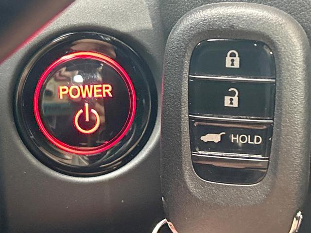 ＺＲ－Ｖ ｅ：ＨＥＶ　Ｚ特別仕様車ブラックスタイル　禁煙車　ＢＯＳＥ　全周囲カメラ　９型ナビ　フルセグ　ブラインドスポットモニター　ホンダセンシング　クリアランスソナー　電動リアゲート　メモリーシート　ＬＥＤヘッドライト　純正１８インチＡＷ　ＥＴＣ（51枚目）