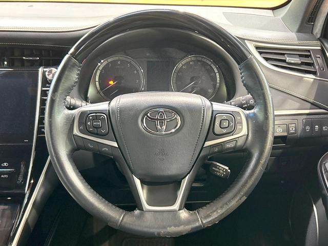 ハリアー プログレス　禁煙車　ＪＢＬサウンド　全周囲カメラ　９型ナビ　三眼ＬＥＤヘッドライト　トヨタセーフティセンス　クリアランスソナー　電動リアゲート　レーダークルーズ　純正１８インチＡＷ　パワーシート　ＥＴＣ（12枚目）