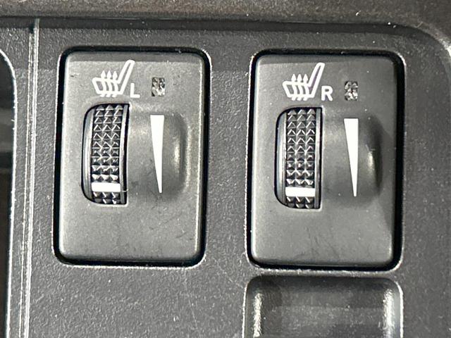 ランドクルーザープラド TX Lパッケージ 禁煙 メーカーオプションLEDヘッドライト 純正ナビ バックカメラ ETC シートヒーター コーナーセンサー 純正17インチアルミ パワーシート ヘッドライトウォッシャー クルーズコントロール(6枚目)