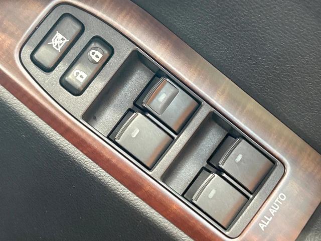 ランドクルーザープラド TX Lパッケージ 禁煙 メーカーオプションLEDヘッドライト 純正ナビ バックカメラ ETC シートヒーター コーナーセンサー 純正17インチアルミ パワーシート ヘッドライトウォッシャー クルーズコントロール(32枚目)