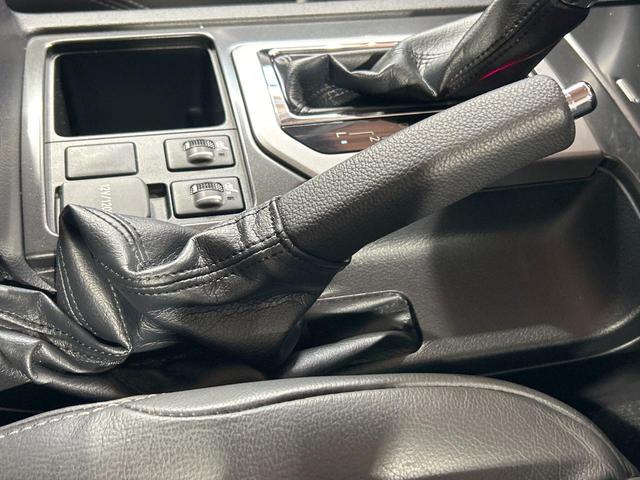 ランドクルーザープラド TX Lパッケージ 禁煙 メーカーオプションLEDヘッドライト 純正ナビ バックカメラ ETC シートヒーター コーナーセンサー 純正17インチアルミ パワーシート ヘッドライトウォッシャー クルーズコントロール(42枚目)