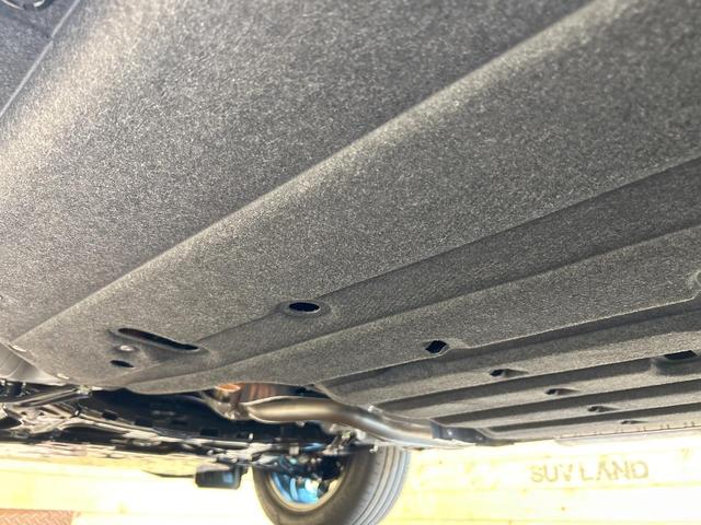 ヴェゼル ｅ：ＨＥＶ　Ｚ　登録済未使用車　ホンダコネクトディスプレイ　ホンダセンシング　ワイヤレス充電　マルチビューカメラシステム　プレミアムオーディオ　クリアランスソナー　シートヒーター　ステアリングヒーター　電動リアゲート（36枚目）