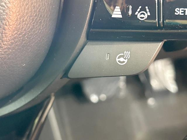 ヴェゼル ｅ：ＨＥＶ　Ｚ　登録済未使用車　ホンダコネクトディスプレイ　ホンダセンシング　ワイヤレス充電　マルチビューカメラシステム　プレミアムオーディオ　クリアランスソナー　シートヒーター　ステアリングヒーター　電動リアゲート（56枚目）