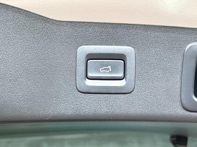 ＣＸ－５ ２５Ｓ　Ｌパッケージ　禁煙車　全周囲カメラ　ブラインドスポットモニター　スマートプレーキサポート　マツダコネクトナビ　レーダークルーズ　ＬＥＤヘッド＆フォグ　ＥＴＣ　シートヒーター　電動リアゲート　純正１９アルミホイール（7枚目）