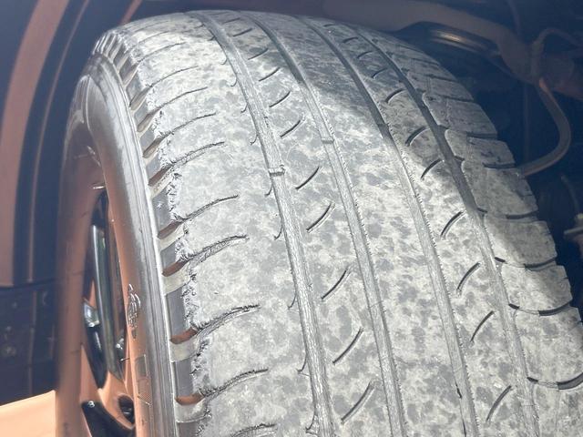 ランドクルーザープラド TX Lパッケージ 70thアニバーサリーリミテッド 禁煙車 サンルーフ 7人乗り 全周囲カメラ 9型ナビ フルセグ ルーフレール ブラインドスポットモニター クリアランスソナー レーダークルーズ シートエアコン LEDヘッドライト 純正18インチAW(52枚目)