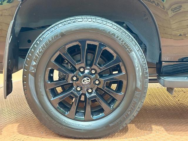 ランドクルーザープラド TX Lパッケージ 70thアニバーサリーリミテッド 禁煙車 サンルーフ 7人乗り 全周囲カメラ 9型ナビ フルセグ ルーフレール ブラインドスポットモニター クリアランスソナー レーダークルーズ シートエアコン LEDヘッドライト 純正18インチAW(55枚目)