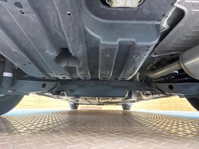 フリードハイブリッド ハイブリッド・Gホンダセンシング 禁煙 ディスプレイオーディオ バックカメラ 両側電動ドア シートヒーター ETC LEDヘッドライト レーダークルーズコントロール ハーフレザーシート 純正15インチアルミ 本革巻きステアリング(19枚目)