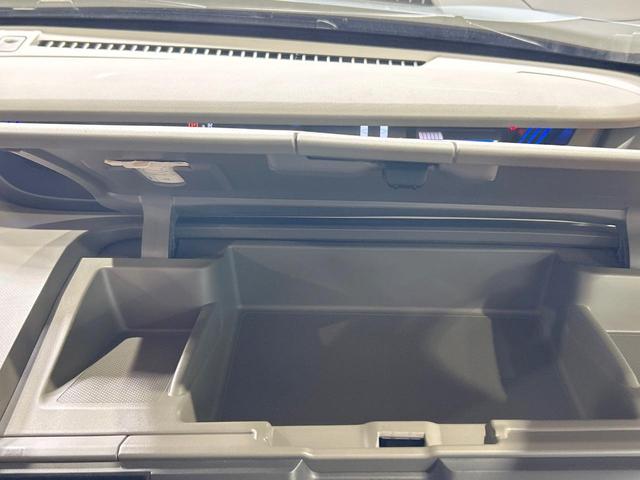 フリードハイブリッド ハイブリッド・Gホンダセンシング 禁煙 ディスプレイオーディオ バックカメラ 両側電動ドア シートヒーター ETC LEDヘッドライト レーダークルーズコントロール ハーフレザーシート 純正15インチアルミ 本革巻きステアリング(25枚目)