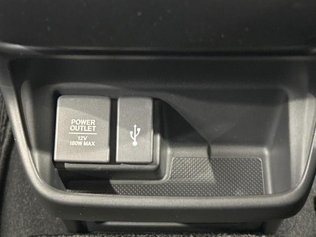 フリードハイブリッド ハイブリッド・Gホンダセンシング 禁煙 ディスプレイオーディオ バックカメラ 両側電動ドア シートヒーター ETC LEDヘッドライト レーダークルーズコントロール ハーフレザーシート 純正15インチアルミ 本革巻きステアリング(32枚目)