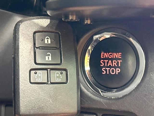 ノア Ｓｉ　ダブルバイビー　フルエアロ　両側電動ドア　純正ＳＤナビ　後席モニター　バックカメラ　クルコン　ウォークスルー　ＥＴＣ　フルセグ　レーンアシスト　クリアランスソナー　スマートキー　電動格納ミラー　Ｂｌｕｅｔｏｏｔｈ（23枚目）