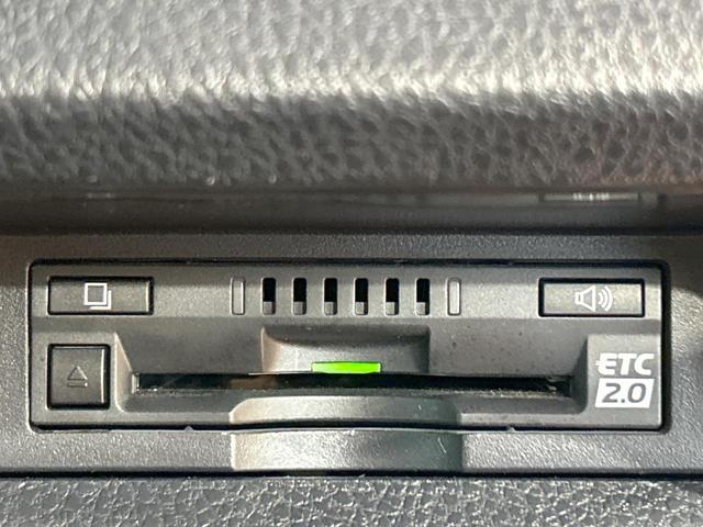 ノア Ｓｉ　ダブルバイビー　フルエアロ　両側電動ドア　純正ＳＤナビ　後席モニター　バックカメラ　クルコン　ウォークスルー　ＥＴＣ　フルセグ　レーンアシスト　クリアランスソナー　スマートキー　電動格納ミラー　Ｂｌｕｅｔｏｏｔｈ（27枚目）