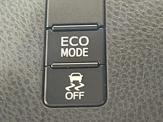 ノア Ｓｉ　ダブルバイビー　フルエアロ　両側電動ドア　純正ＳＤナビ　後席モニター　バックカメラ　クルコン　ウォークスルー　ＥＴＣ　フルセグ　レーンアシスト　クリアランスソナー　スマートキー　電動格納ミラー　Ｂｌｕｅｔｏｏｔｈ（33枚目）