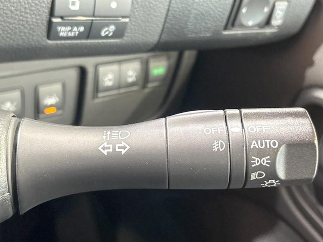 セレナ ハイウェイスター Vセレ+セーフティII SHV 禁煙車 両側電動ドア 純正SDナビ 後席モニター 全周囲カメラ クルコン ウォークスルー ETC レーンアシスト LEDヘッド スマートキー 電動格納ミラー Bluetooth CD/DVD(30枚目)