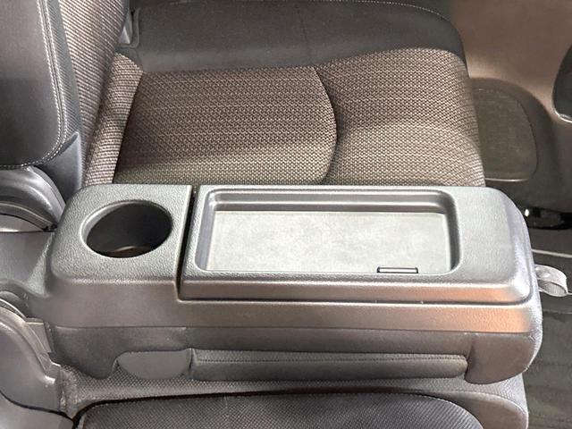 セレナ ハイウェイスター Vセレ+セーフティII SHV 禁煙車 両側電動ドア 純正SDナビ 後席モニター 全周囲カメラ クルコン ウォークスルー ETC レーンアシスト LEDヘッド スマートキー 電動格納ミラー Bluetooth CD/DVD(43枚目)