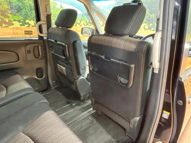 セレナ ハイウェイスター Vセレ+セーフティII SHV 禁煙車 両側電動ドア 純正SDナビ 後席モニター 全周囲カメラ クルコン ウォークスルー ETC レーンアシスト LEDヘッド スマートキー 電動格納ミラー Bluetooth CD/DVD(70枚目)