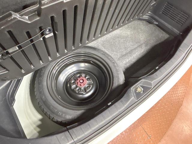 ノア Si ダブルバイビーIII 禁煙車 後席モニター 8型ナビ フルセグ バックカメラ 両側電動ドア クルーズコントロール オートライト LEDライト クリアランスソナー 純正アルミ16インチ Bluetooth ETC(22枚目)