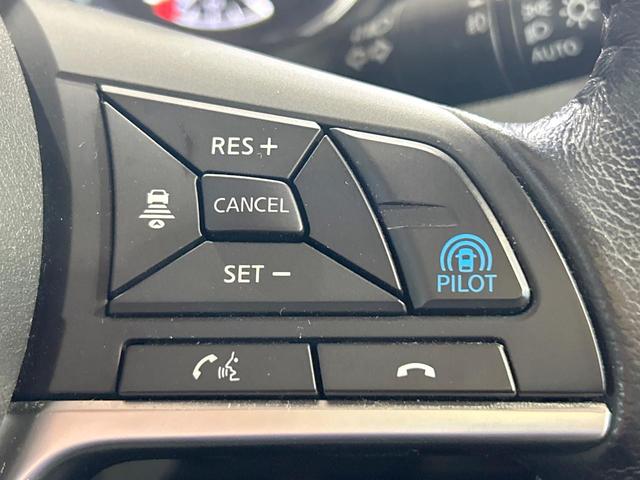 【プロパイロット】高速道路での長距離走行が楽に！！渋滞時と巡回走行のシーンで、アクセル・ブレーキ・ステアリングを自動で制御し、長距離運転の負担を軽減してくれます♪