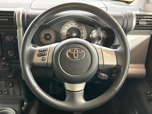 FJクルーザー カラーパッケージ 禁煙車 ルーフラック バックカメラ クルーズコントロール 純正SDナビ フルセグ ETC クリアランスソナー Bluetooth CD/DVD リアフォグライト キーレスエントリー(10枚目)