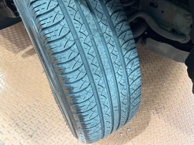 FJクルーザー カラーパッケージ 禁煙車 ルーフラック バックカメラ クルーズコントロール 純正SDナビ フルセグ ETC クリアランスソナー Bluetooth CD/DVD リアフォグライト キーレスエントリー(30枚目)