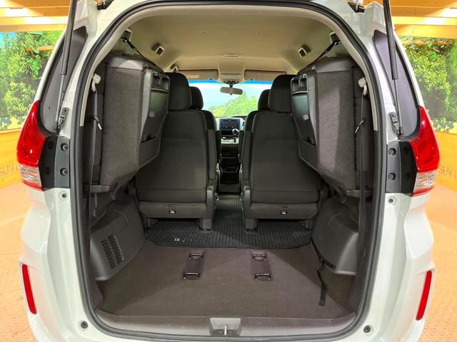 フリード G 禁煙車 SDナビ フルセグ バックカメラ パワースライドドア アイドリングストップ ビルトインETC オートエアコン ウォークスルー CD/DVD再生 Bluetooth接続可 スマートキー(11枚目)