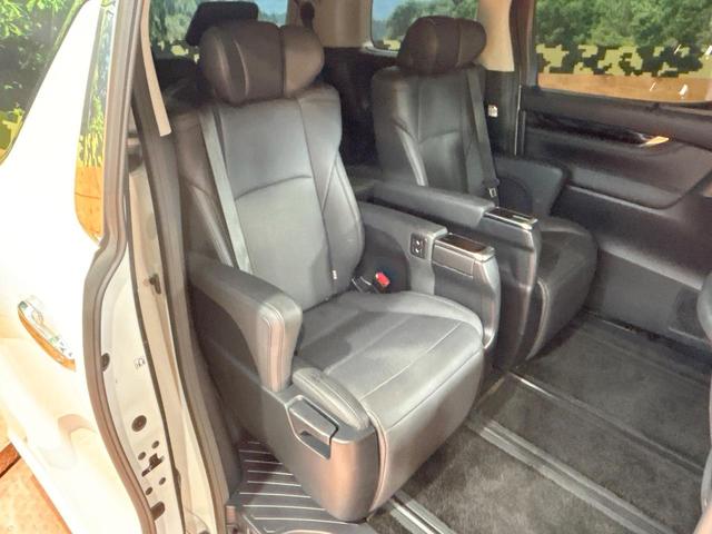 アルファード 2.5S Cパッケージ 禁煙車 サンルーフ 後席モニター 両側電動ドア 9型ディスプレイオーディオ デジタルインナーミラー ブラインドスポットモニター 電動リアゲート クリアランスソナー レーダークルーズ 純正18インチAW(9枚目)
