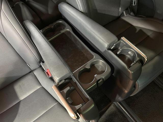 アルファード 2.5S Cパッケージ 禁煙車 サンルーフ 後席モニター 両側電動ドア 9型ディスプレイオーディオ デジタルインナーミラー ブラインドスポットモニター 電動リアゲート クリアランスソナー レーダークルーズ 純正18インチAW(43枚目)