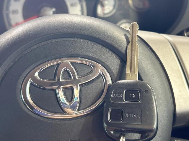 FJクルーザー ファイナルエディション 禁煙車 純正SDナビ フルセグ ツートンシート クルーズコントロール クリアランスソナー 純正20インチアルミホイール サイドステップ フロントフォグランプ バックカメラ Bluetooth再生(7枚目)