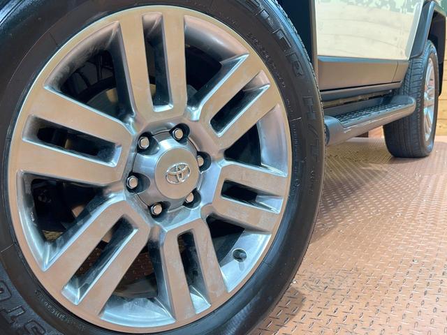 FJクルーザー ファイナルエディション 禁煙車 純正SDナビ フルセグ ツートンシート クルーズコントロール クリアランスソナー 純正20インチアルミホイール サイドステップ フロントフォグランプ バックカメラ Bluetooth再生(13枚目)