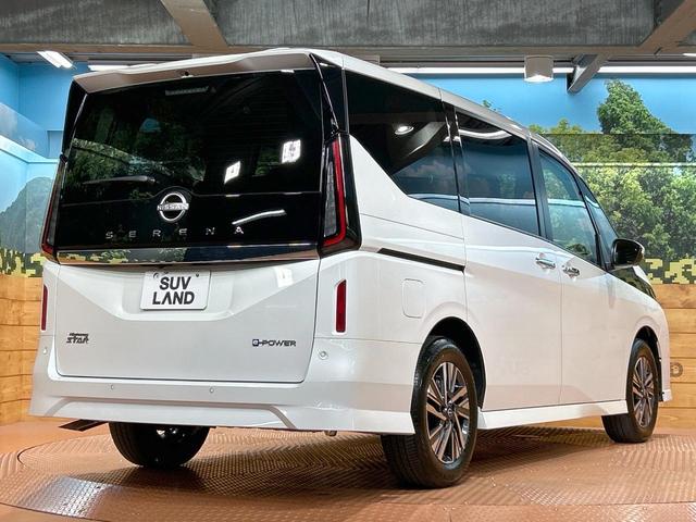 セレナ ｅ－パワー　ハイウェイスターＶ　登録済未使用車　１２型ナビフルセグ　全周囲カメラ　両側電動ドア　プロパイロット　デジタルインナーミラー　ワイヤレス充電　ＬＥＤヘッド＆フォグ　オートハイビーム　ＥＴＣ　ダブルエアコン　１６インチアルミ（18枚目）