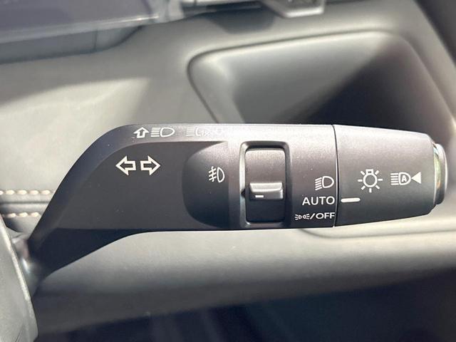 セレナ ｅ－パワー　ハイウェイスターＶ　登録済未使用車　１２型ナビフルセグ　全周囲カメラ　両側電動ドア　プロパイロット　デジタルインナーミラー　ワイヤレス充電　ＬＥＤヘッド＆フォグ　オートハイビーム　ＥＴＣ　ダブルエアコン　１６インチアルミ（26枚目）