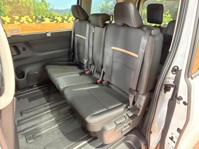 セレナ ｅ－パワー　ハイウェイスターＶ　登録済未使用車　１２型ナビフルセグ　全周囲カメラ　両側電動ドア　プロパイロット　デジタルインナーミラー　ワイヤレス充電　ＬＥＤヘッド＆フォグ　オートハイビーム　ＥＴＣ　ダブルエアコン　１６インチアルミ（44枚目）