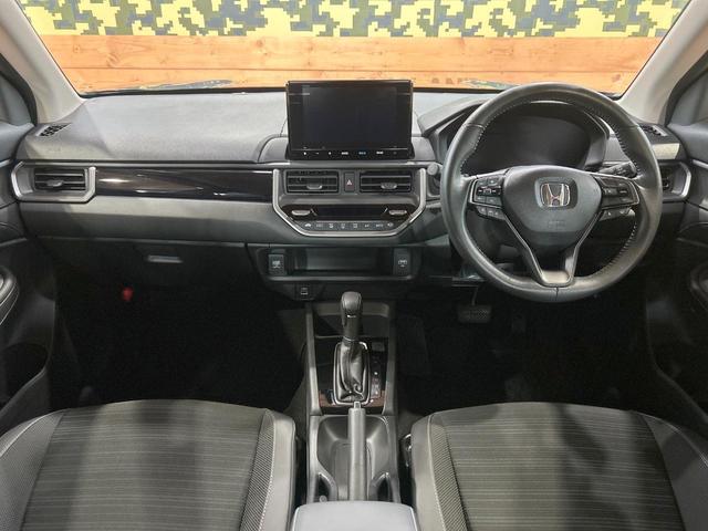 ＷＲ－Ｖ Ｚ＋　禁煙車　純正ＳＤナビ　バックカメラ　レーダークルーズコントロール　ＬＥＤヘッド　パドルシフト　ＥＴＣ　フルセグ　レーンアシスト　クリアランスソナー　電動格納ミラー　スマートキー　Ｂｌｕｅｔｏｏｔｈ（2枚目）